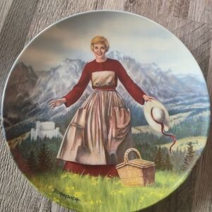 Knowles Size OS 1986 The Sound of Music First Edition Collector Plate
